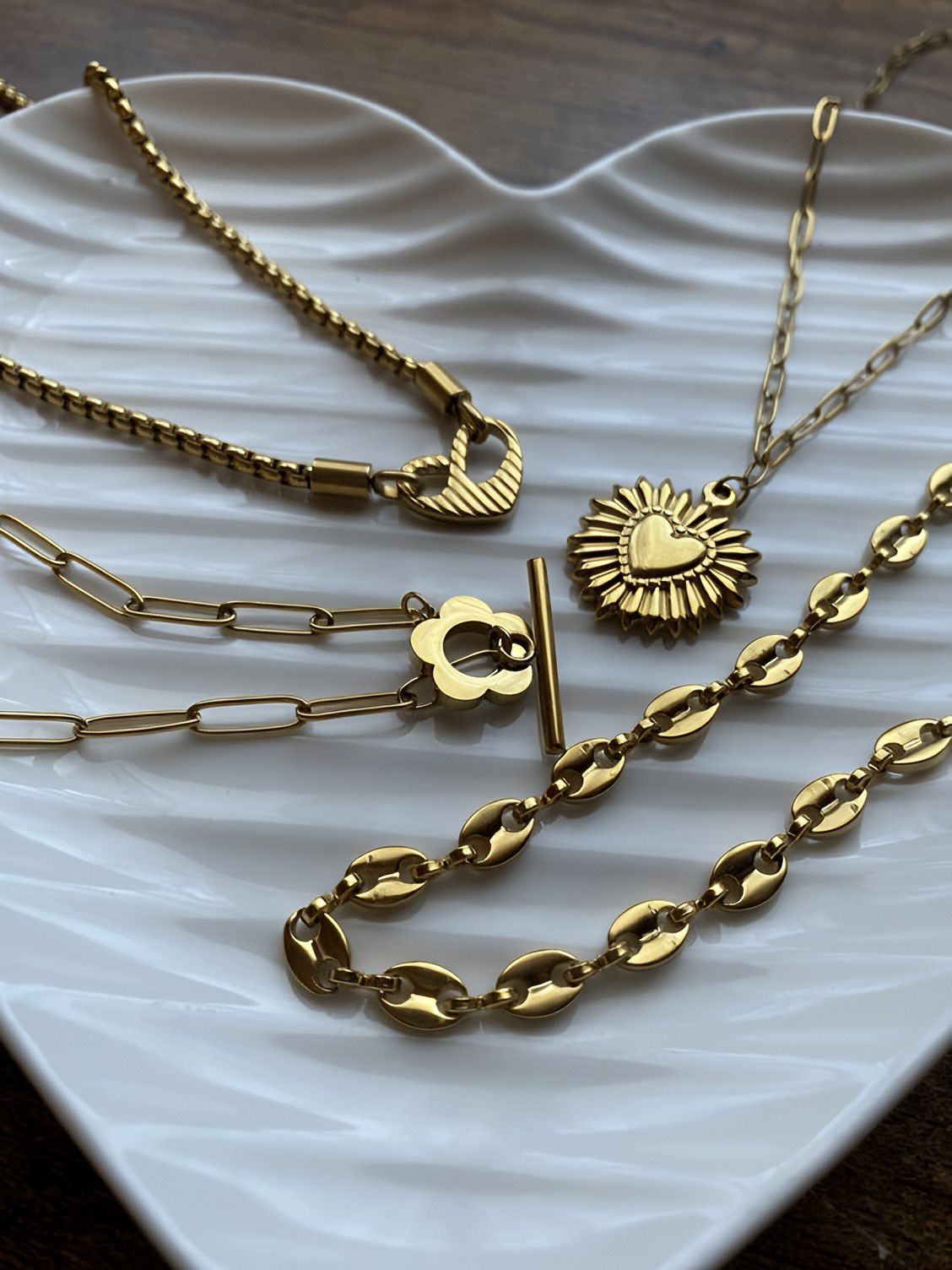 Collares