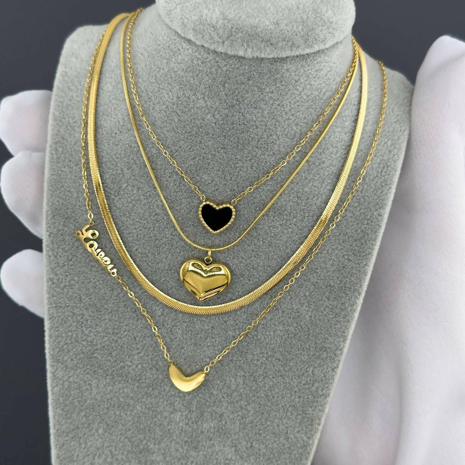 Collar "Corazón/Love" - Acero chapado en oro de 18K